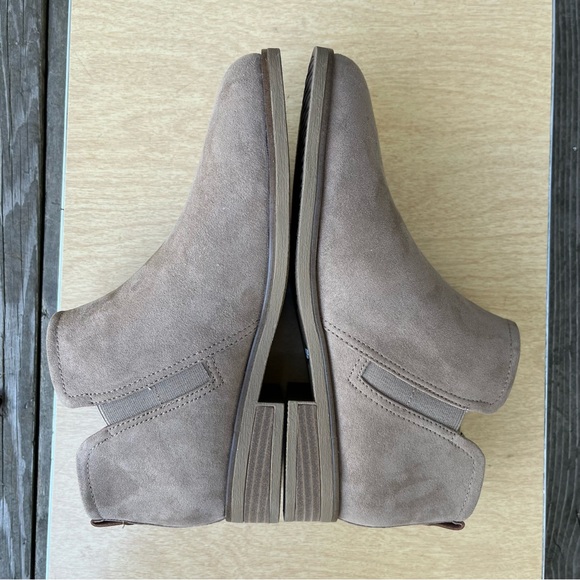 Dr. Scholl’s Astir Ankle Booties NWOT In Tan Sz 6 Wide - Picture 12 of 13